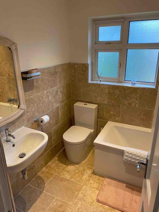 One Bed Cozy Flat Apartman Dartford Kültér fotó