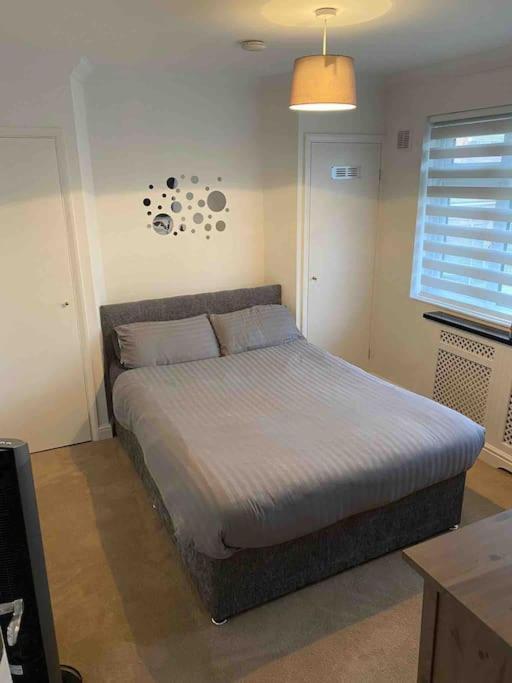 One Bed Cozy Flat Apartman Dartford Kültér fotó